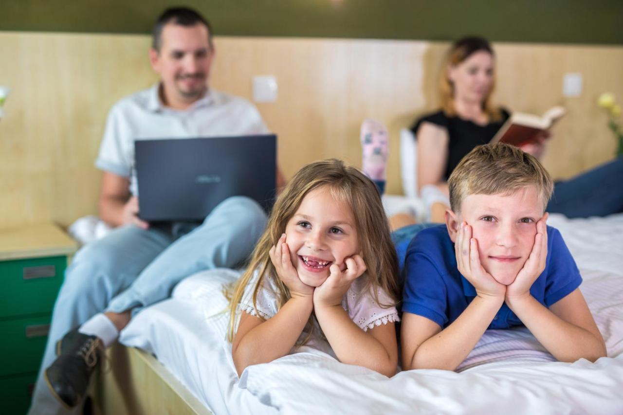 Centrum Konferencyjno Rekreacyjne Molo Hotel Smardzewice Bagian luar foto